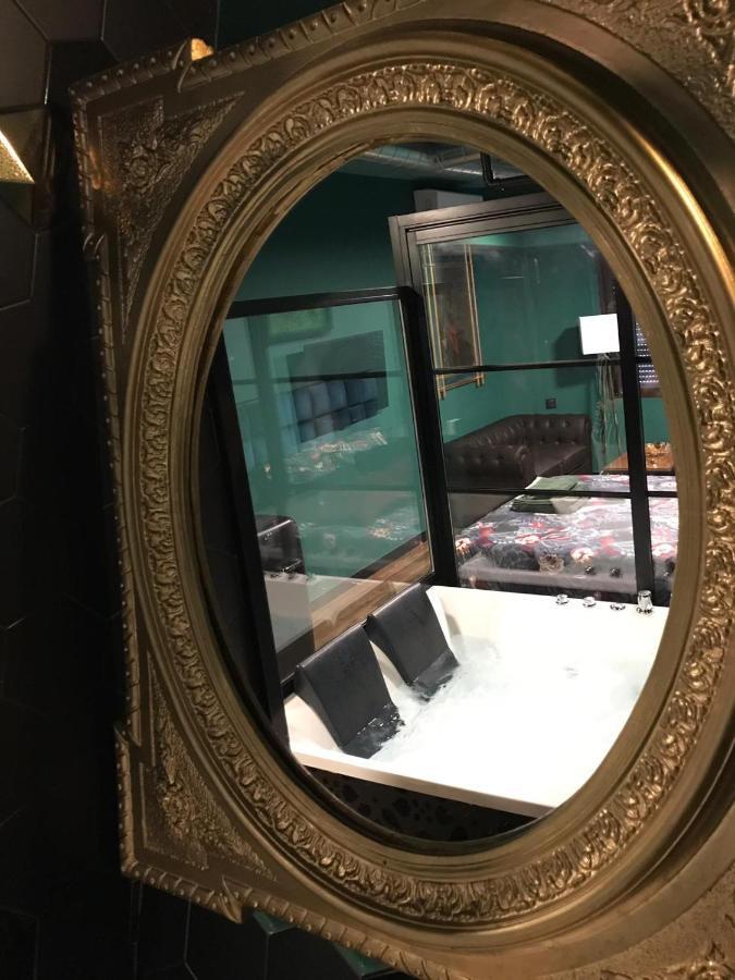 Sevilla Triana Jacuzzi 外观 照片